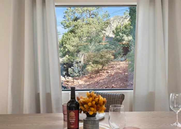 Red Rock Retreat With Hot Tub And Views Ferienhaus *