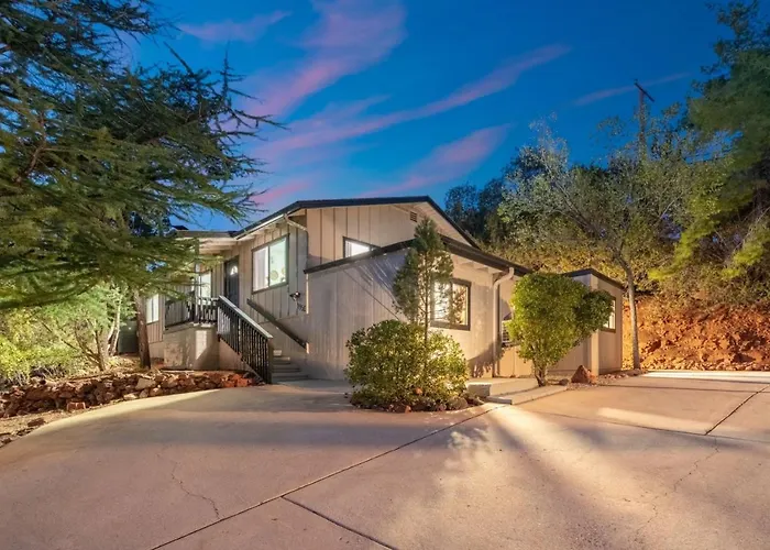 Ferienhaus Red Rock Retreat With Hot Tub And Views