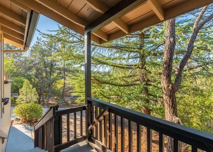 Ferienhaus Red Rock Retreat With Hot Tub And Views