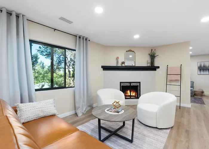 Red Rock Retreat With Hot Tub And Views Ferienhaus Sedona